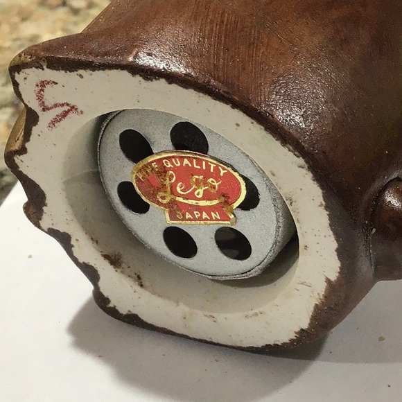 LeGo Vintage 50’s Charming Winking Cat Salt & Pepper Shakers with Bow Ties - Picture 3 of 3